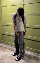 Load image into Gallery viewer, (NEW) Gray "Marée" Sweatpants