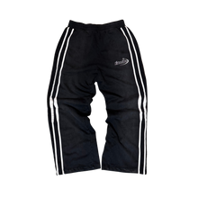 Load image into Gallery viewer, (NEW) Black &quot;Marée&quot; Sweatpants
